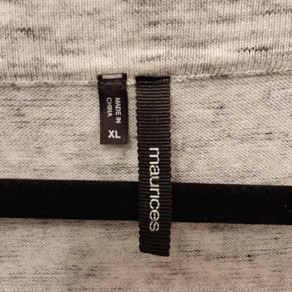 Maurices size XL grey surplice shirt - Picture 2 of 7